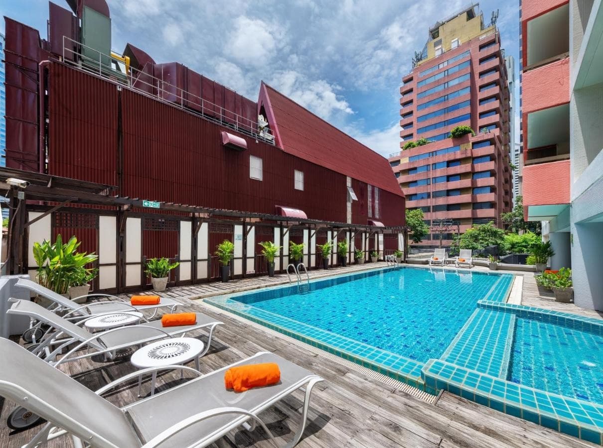 Bandara suite silom
